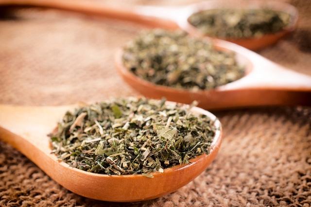 Chá de Orégano: Benefícios Para a Saúde e Emagrecimento