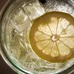 Água Com Limão Ajuda a Perder Peso com Saúde? Imagem: (Divulgação)