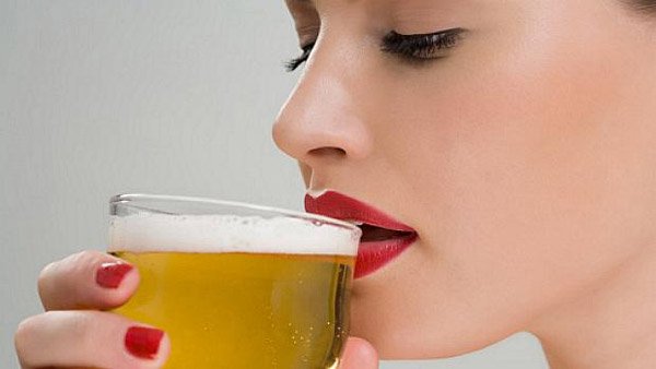 Consumo feminino de cerveja prejudica a saúde mental